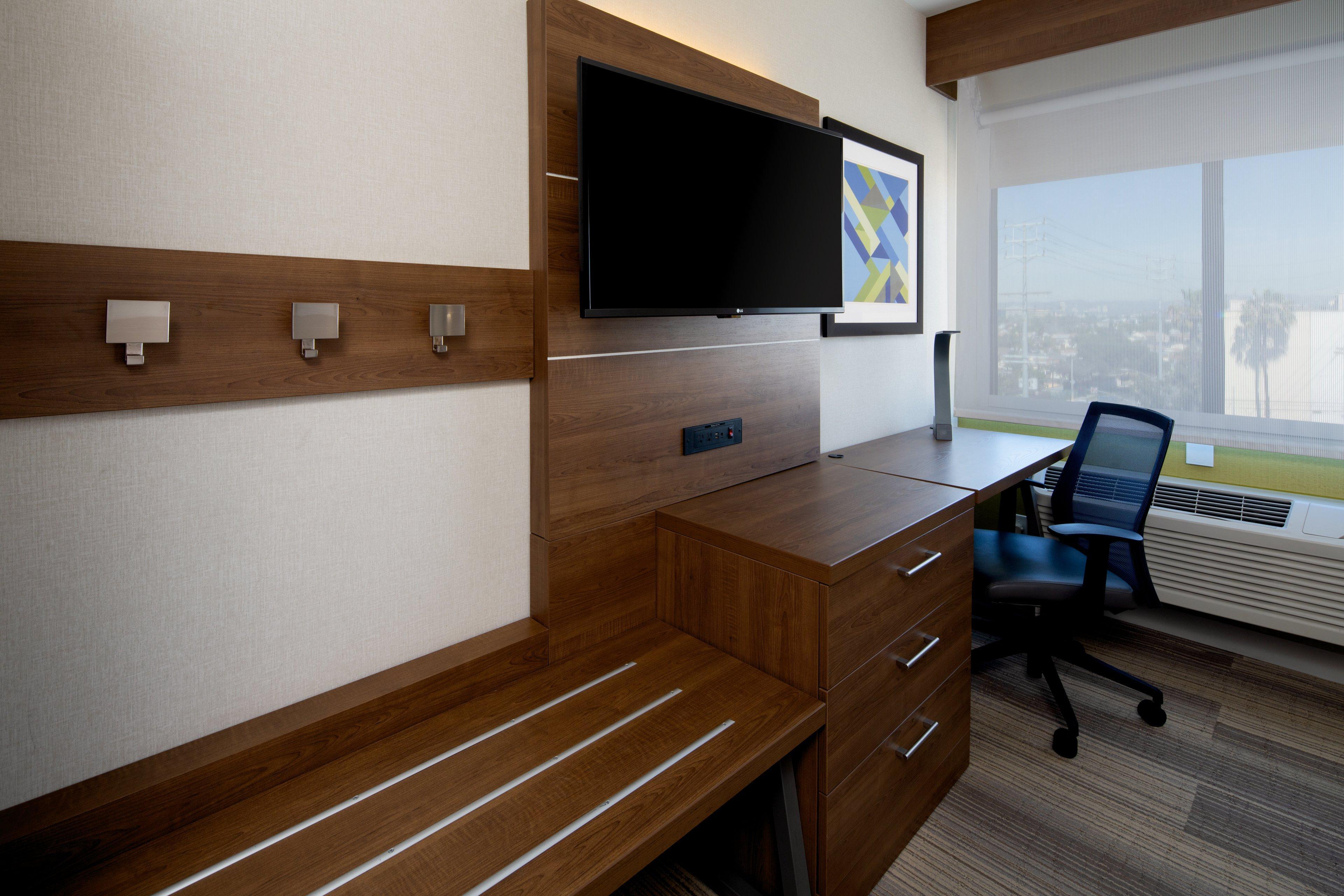 Express Angeles Lax Airport By Ihg 3*