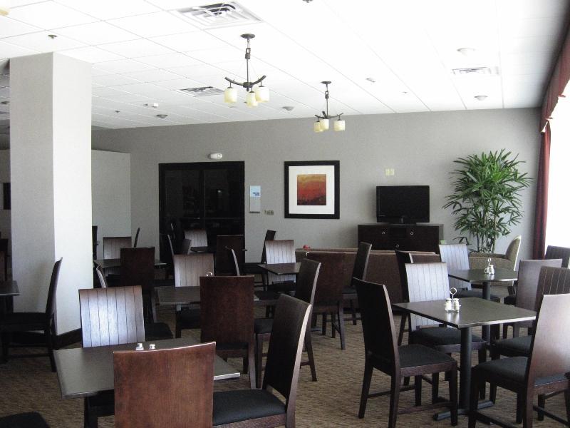 Express Angeles Lax Airport By Ihg 3* Los Angeles
