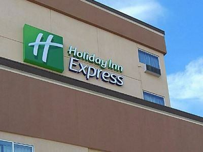 Express Angeles Lax Airport By Ihg Hotel Los Angeles